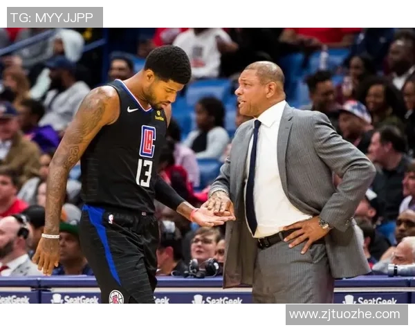 快船训练营热闹非凡布登霍尔泽与锡伯杜亲临现场引发关注